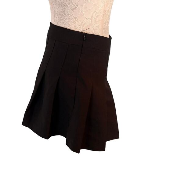 Miniskirt Pleated Medium Whimsigoth rave grunge Y2K unif brandymelville  Black - Picture 7 of 12